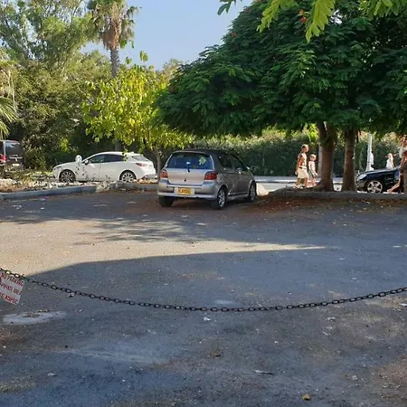 Poseidon's Luxury Apartament Paphos